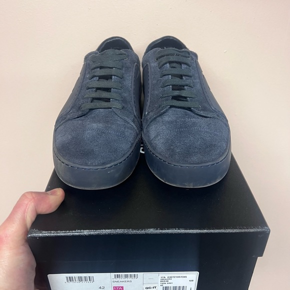 Chanel CC Low Top Sneakers - Picture 6 of 6